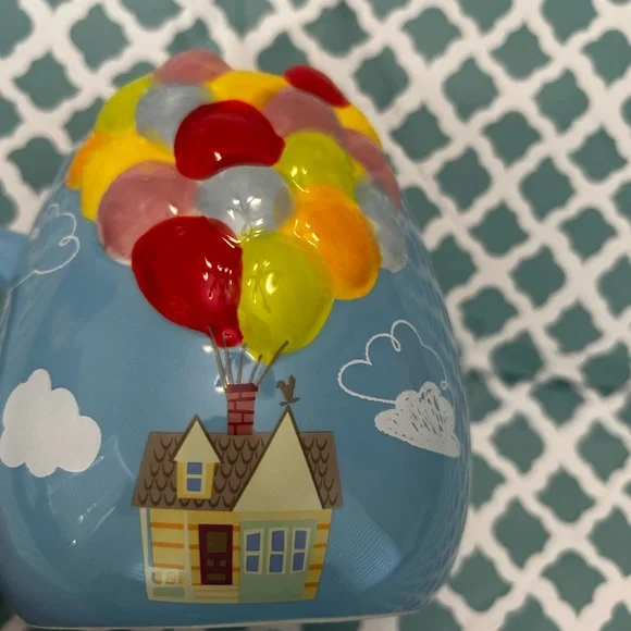 Disney Pixar UP mug had painted by artisans, unique NEW - Picture 5 of 5